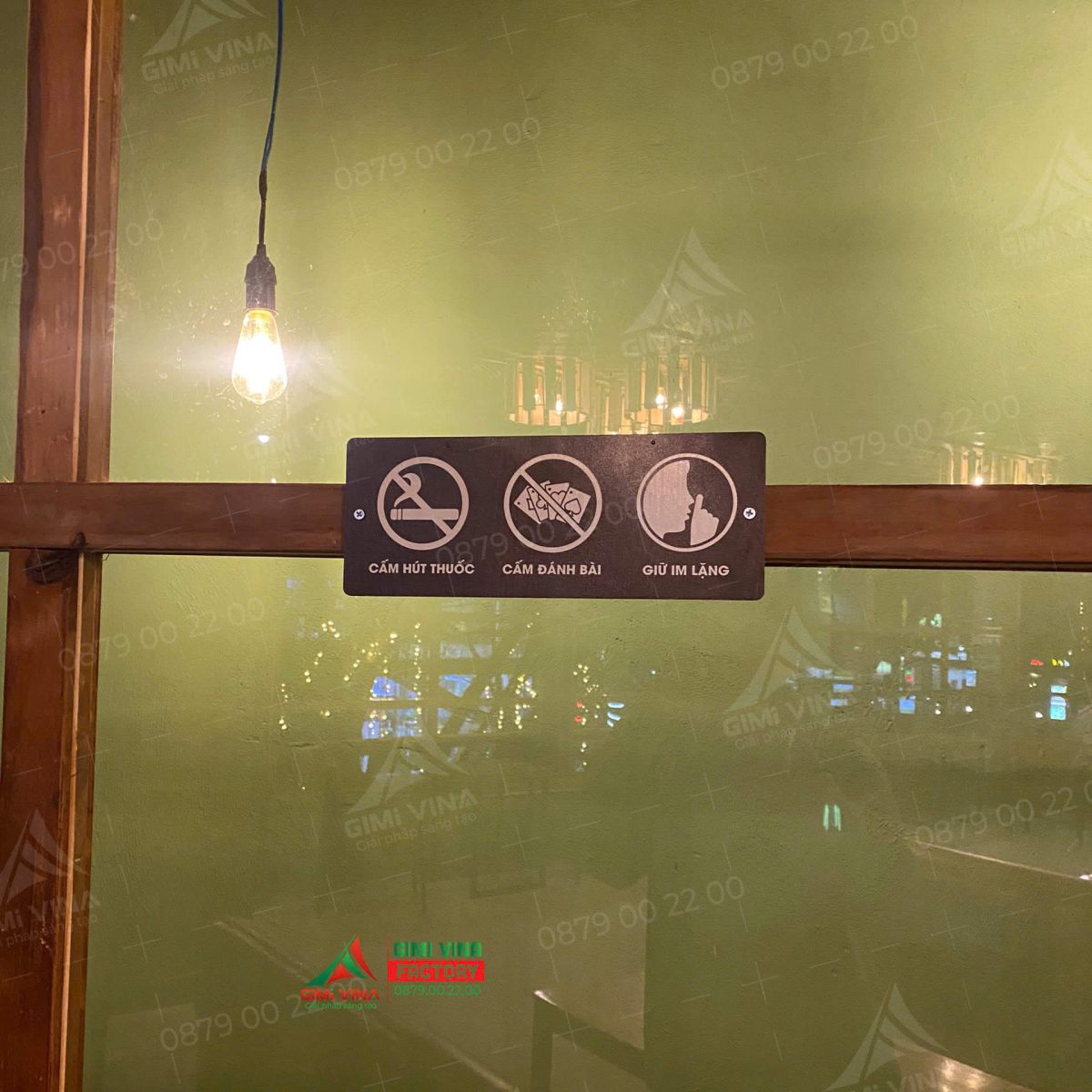 Bảng gỗ decor quán cafe