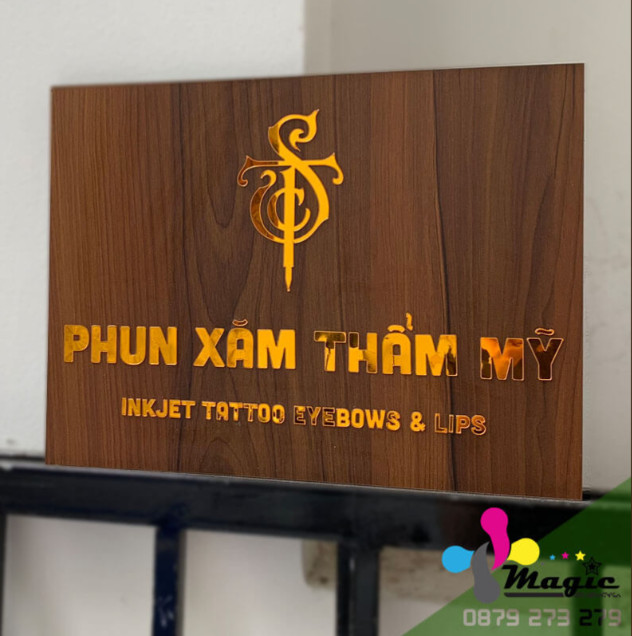 Top mẫu biển chức danh để bàn bằng chất liệu gỗ đồng cao cấp được bán chạy nhất