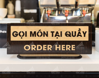 Top mẫu biển chức danh để bàn bằng chất liệu gỗ đồng cao cấp bán chạy nhất