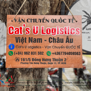 Bảng gỗ ngoài trời Cat's U Logistics