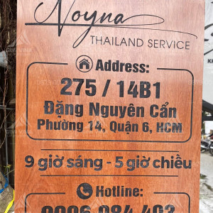 Bảng gỗ ngoài trời chất liệu gỗ xoang đào chống nắng mưa