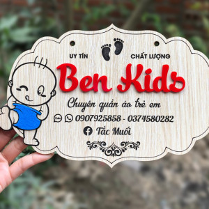 Bảng gỗ tên shop Ben Kids