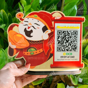 Bảng QR code để bàn ông thần tài