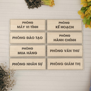 Bảng tên dán cửa phòng bằng gỗ