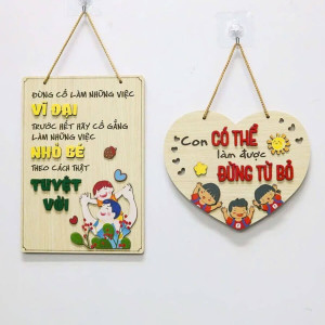 Bảng gỗ trang trí chủ đề gia đình 