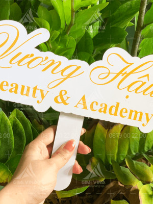 Bảng gỗ hashtag tên shop cầm tay