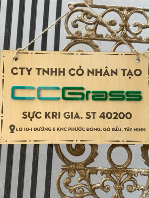 Bảng gỗ tên shop CCGrass