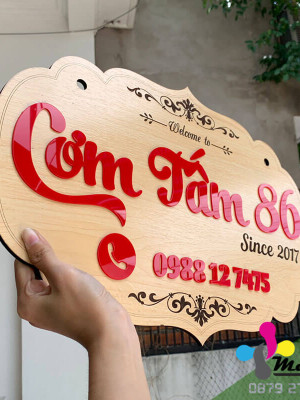 Bảng gỗ tên shop Cơm Tấm 86