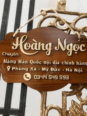 Bảng gỗ tên shop Hoàng Ngọc