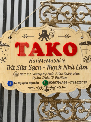 Bảng gỗ tên shop Tako