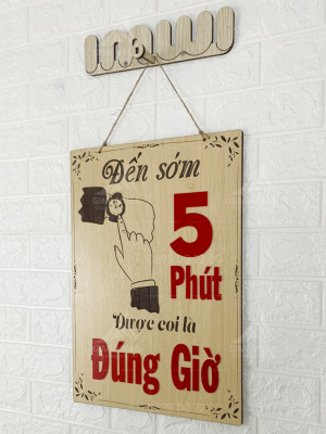 Tranh động lực gỗ đến sớm 5' được coi là đúng giờ